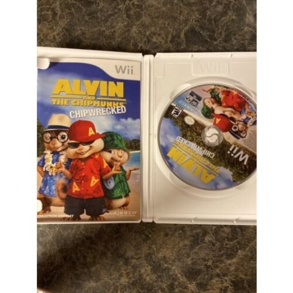 Alvin And The Chipmunks Chip wrecked Wii 2006 Video Game.‎ A2 - Picture 3 of 3